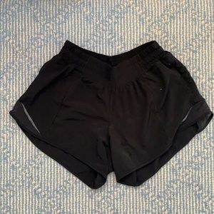 Lululemon Hotty Hot Shorts! Size 4